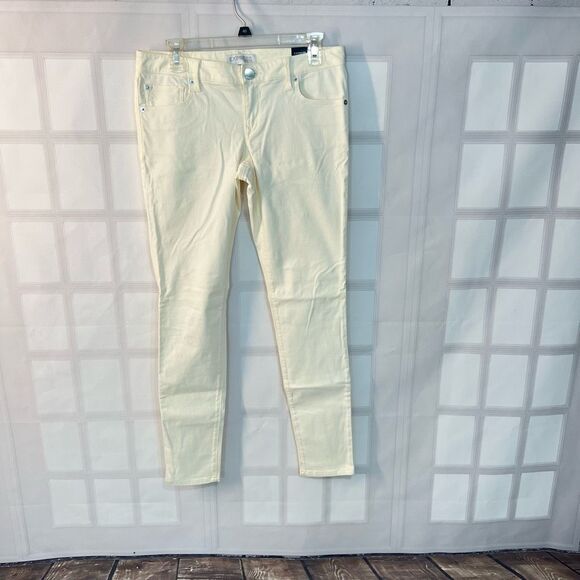 Express Jeans NWT Ivory Five Pocket Stella Low Rise Jeggings Size 6 - Picture 1 of 9